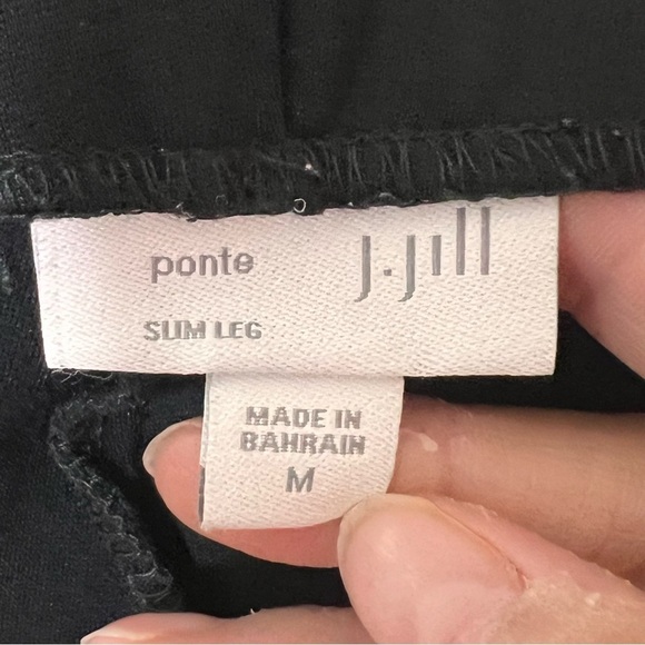 J. Jill Ponte Slim Leg Pants Black Pull On Womens Size Medium Casual Career - Picture 3 of 14